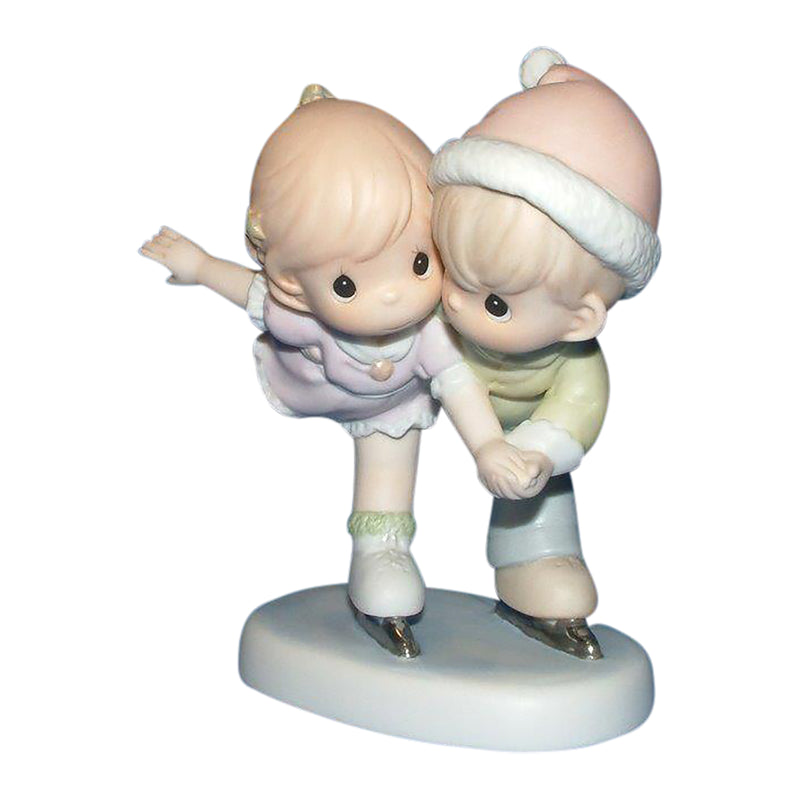 Precious Moments Figurine: 539988 Sharing our Winter Wonderland | Show Exclusive