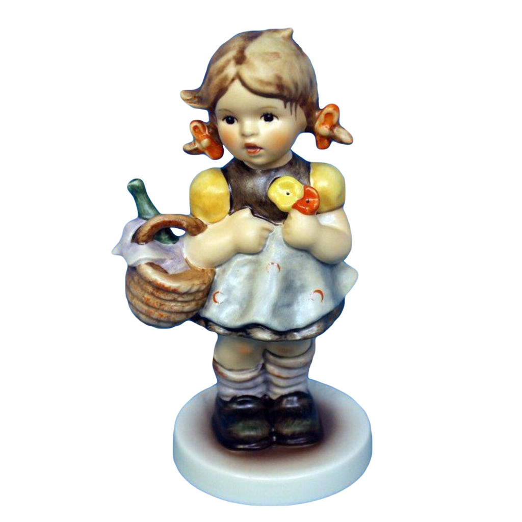 Hummel Figurine: Little Visitor - 563/0