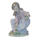 Lladró Figurine: 5895 Bouquet of Blossoms
