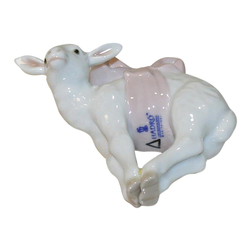 Lladró Figurine: 5969 Nativity Lamb