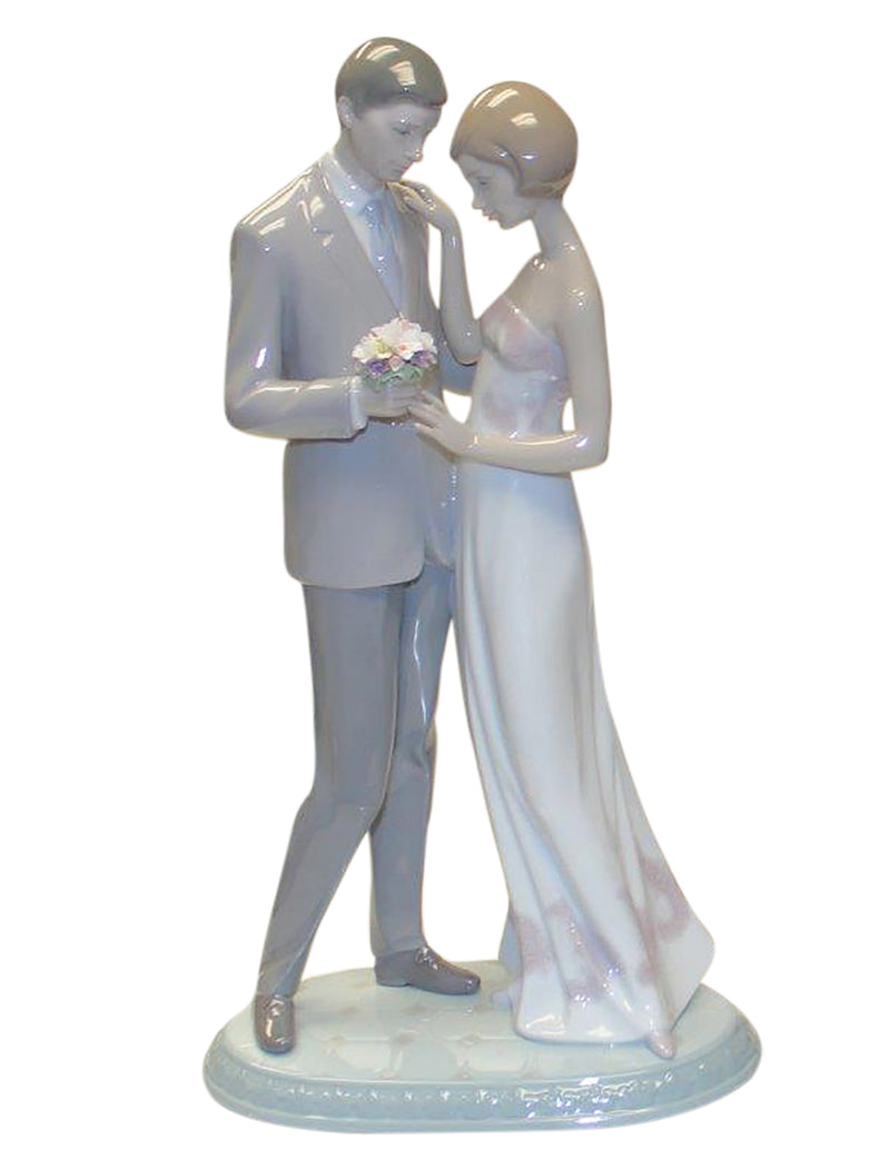 Lladró Figurine: 6597 Declaration of Love