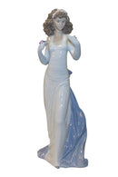 Lladró Figurine: 6608 Anticipation