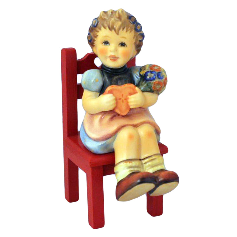 Hummel Figurine: 687, She Loves Me She Loves Me Not