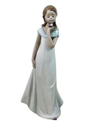 Lladró Figurine: 8213 A Special Occasion