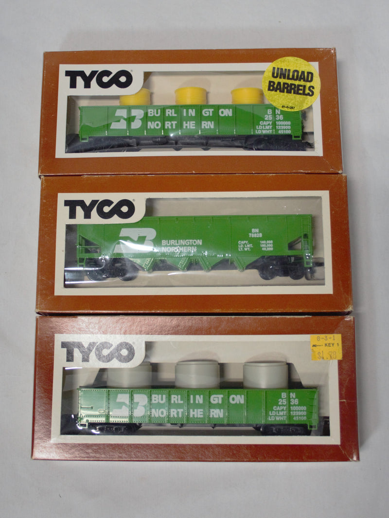 Lot of 6 Burlington Northern Tyco Trains | Ho Scale | Engine, Caboose & More