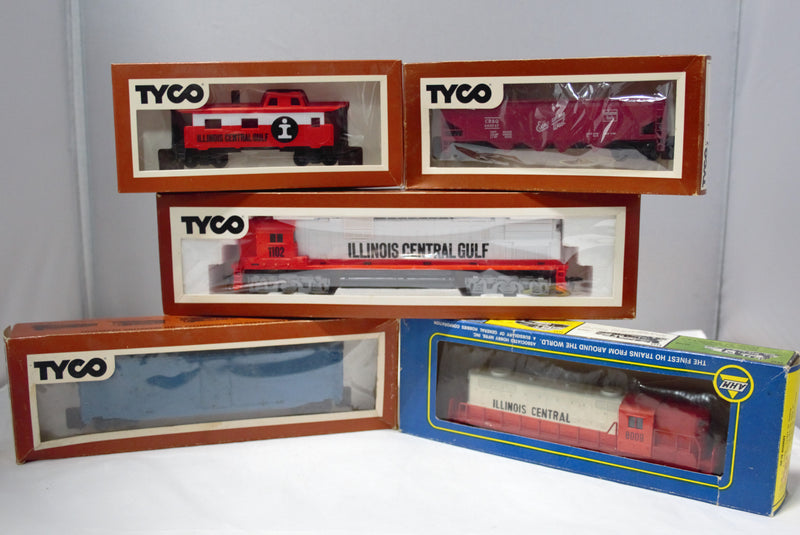 Lot of 5 AHM & Tyco Trains | Ho Scale | Illinois Central Engine, Caboose & more