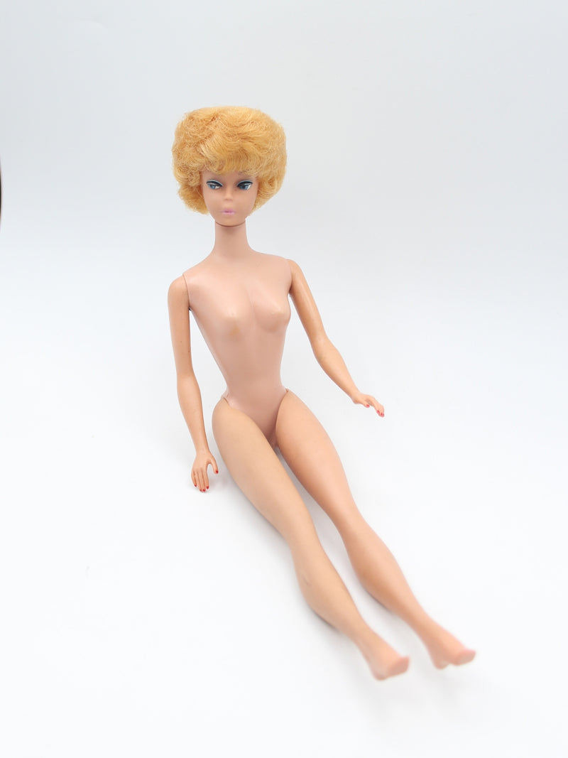 Vintage 1962s Barbie 850 | Bubble Cut Brassy Blonde | MCMLVIII