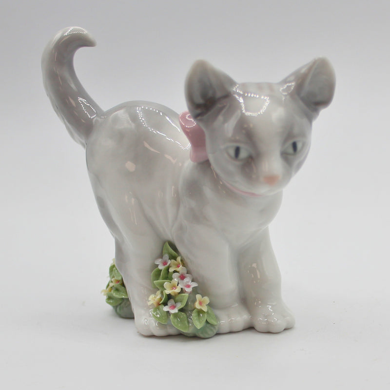 Lladró Figurine: 6568 Kitten Patrol | As Is Figurine with box | Nearly perfect