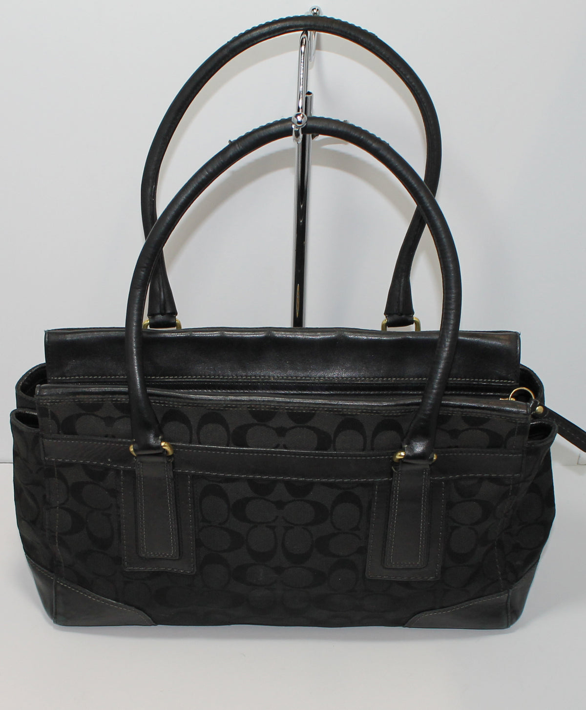 Coach Purse: 11063 Black Hampton Shoulder Bag