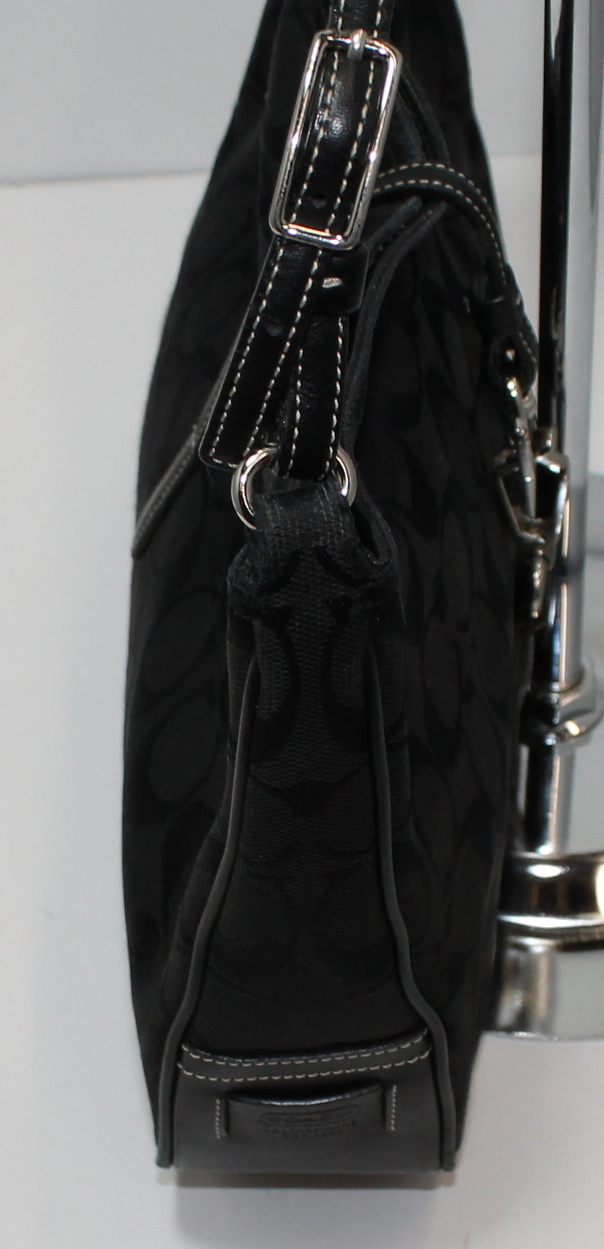 Coach Purse: 6091 Black Hampton Shoulder Bag
