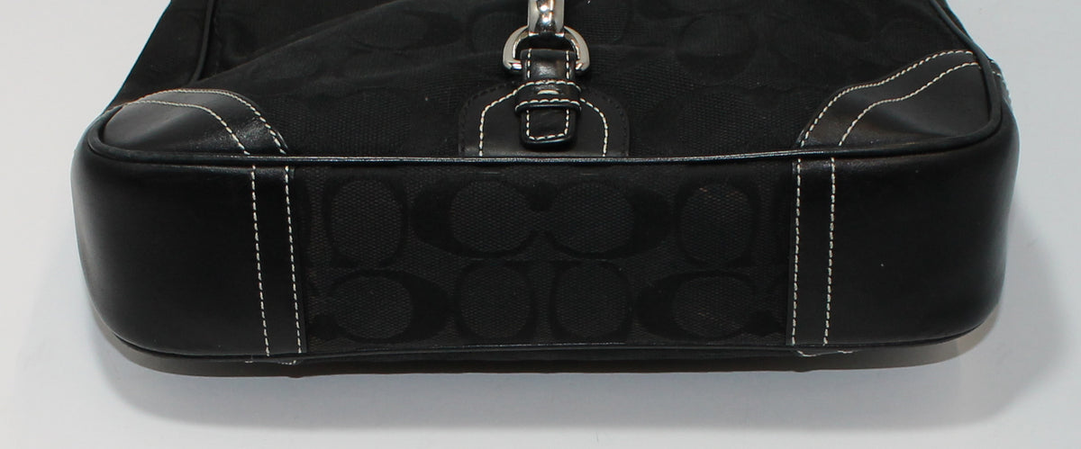 Coach Purse: 8K02 Black Signature Shoulder Bag