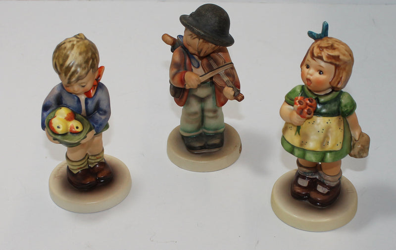 Hummel Figurine Lot The Surprise, Gift from Friend, Fiddler - 485, 431, 4 (AP 1559 )