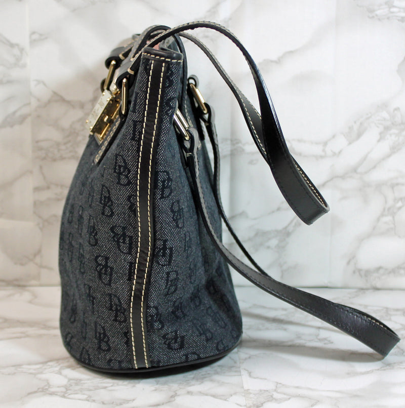 Dooney & Bourke Purse: Black Signature Bucket Bag