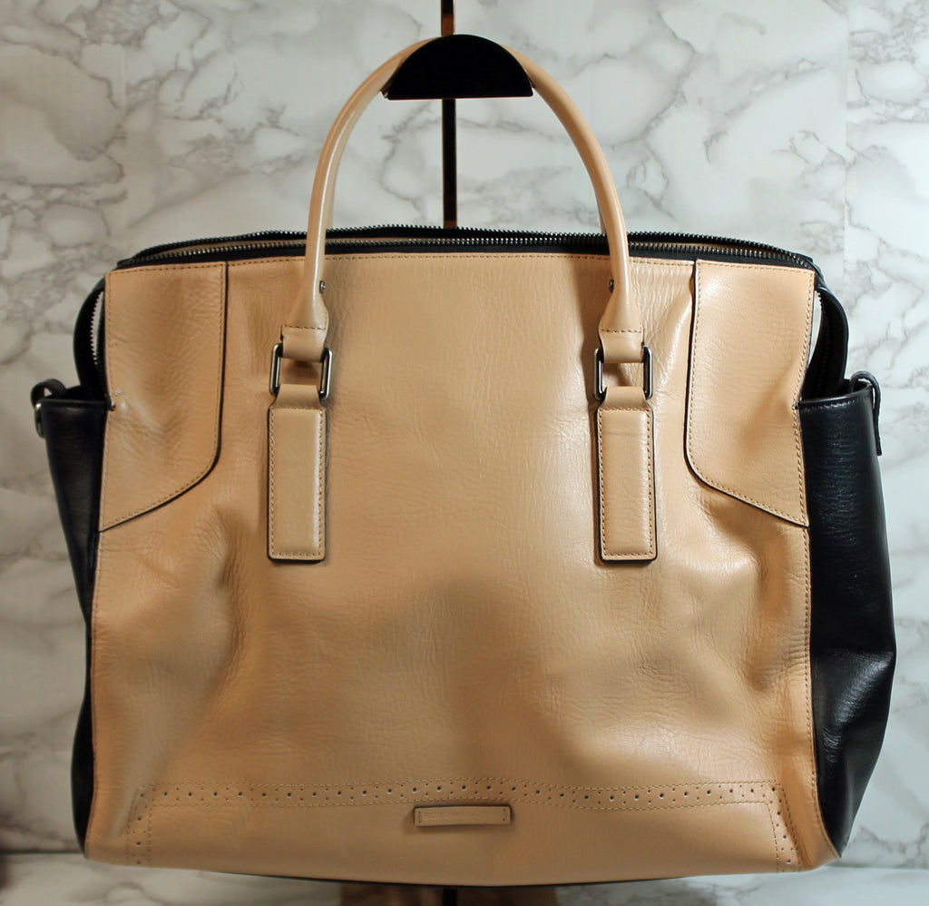 Bcbgmaxazria tote outlet