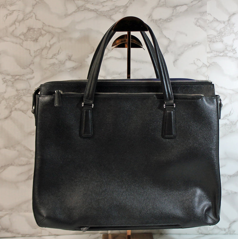 Tumi Purse: Black Executive Briefcase T-Pass Bag