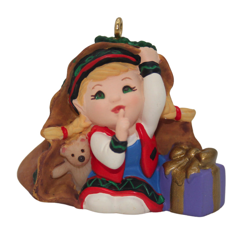 Hallmark Ornament: 2001 Curius the Elf | PR2318