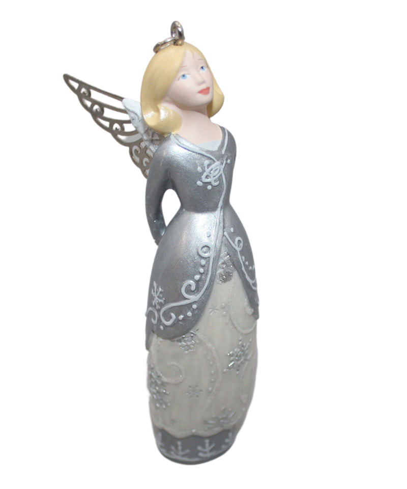 Hallmark Ornament: 2005 Arianna | QP1822 | Beauty Angel