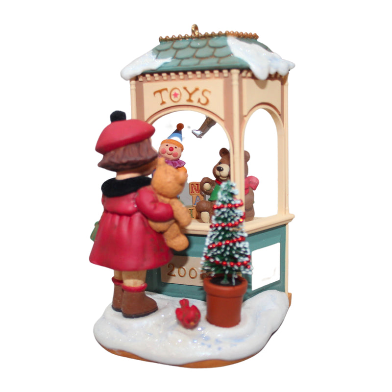 Hallmark Ornament: 2006 Christmas Window 2006 | QXC6003 | 4th in Series