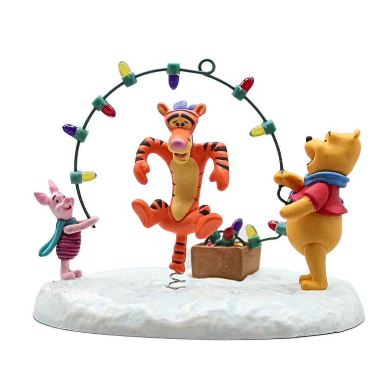 Hallmark Ornament: 2009 Tigger's Bouncy Holiday | QXD2005 | Winnie the Pooh