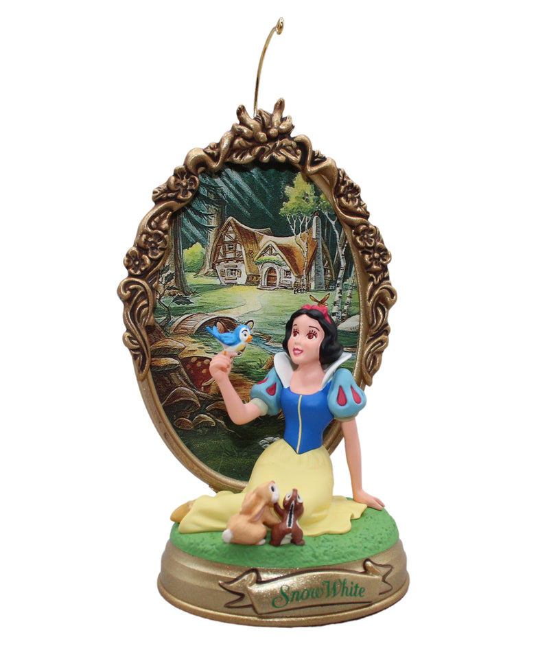 Hallmark Ornament: 1998 Walt Disney's Snow White | QXD4056 | Disney