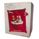 Hallmark Ornament: 2002 Skating in Circles | QXD7526 | Disney