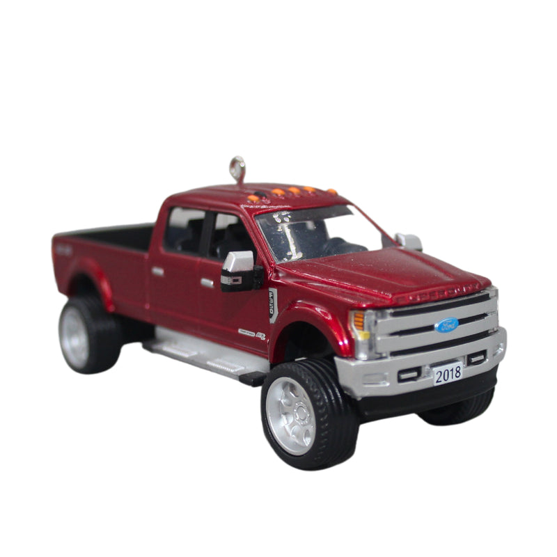 Hallmark Ornament: 2020 Ford Super Duty F-350 Platinum - 2018 | QXI2484