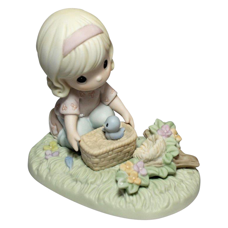Precious Moments Figurine: CC790001 It Only Take a Moment to Show You Care | Collectors Club
