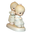 Precious Moments Figurine: E-2825 To a Very Special Sister