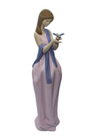 Lladró Figurine: Nao 1317 Natural Beauty
