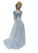 Lladró Figurine: Nao 1450 Truly in Love