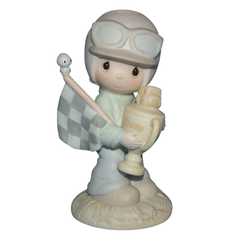 Precious Moments Figurine: PM842 Trust in the Lord to the Finish