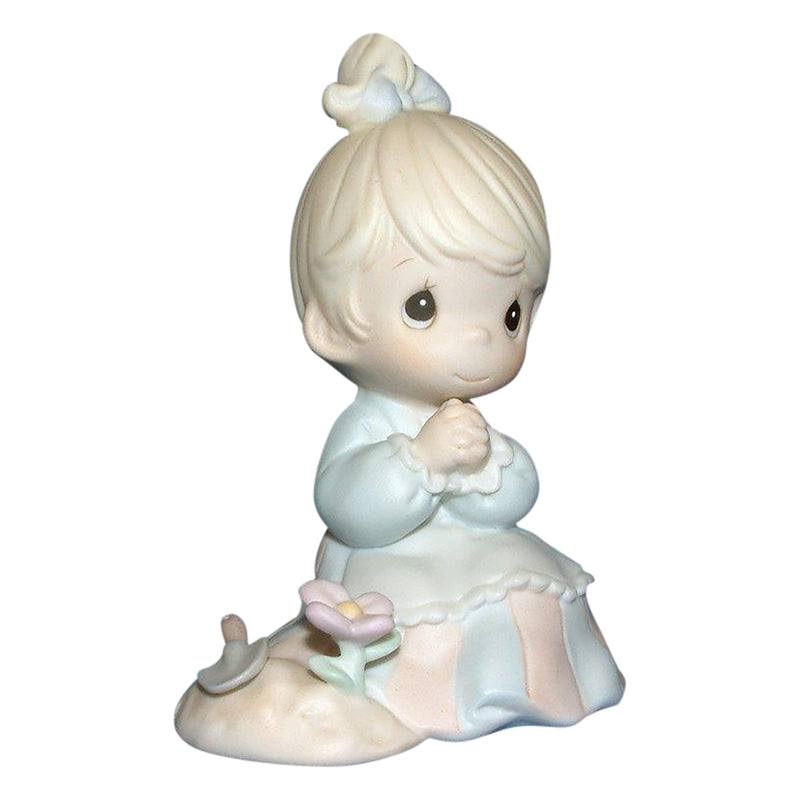 Precious Moments Figurine: PM922 Sowing the Seeds of Love